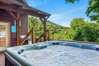 Image de The Overlook /Hot Tub/Mountain Views/Babbling Creek/Fire Table