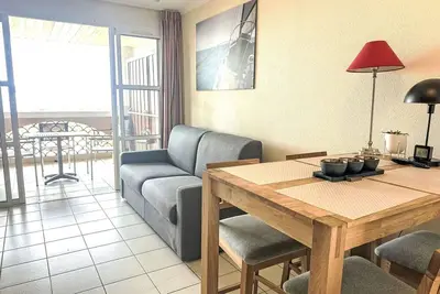 Image de Confortable appartement pour 4 personnes avec piscine, Wifi, Tv, terrasse, animaux admis et parking