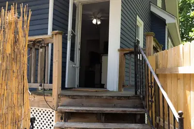 Image de 2-bedroom vacation home just 17 minutes drive to Ford Field