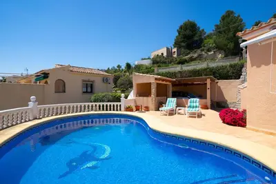 Image de Maison de vacances privée avec Wifi, piscine privée, climatisation, Tv, terrasse, parking