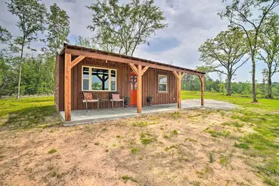Image de Updated Studio Cabin in Ozark w\/ Yard & Mtn View