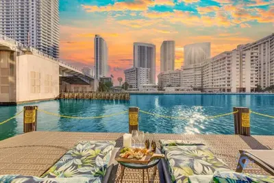 Image de Infinite View| Balcony| Pool + Near Beach