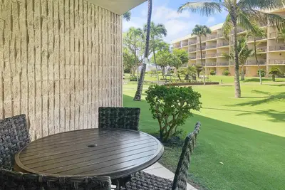 Image de Ground Floor condo suite with pool and ocean access