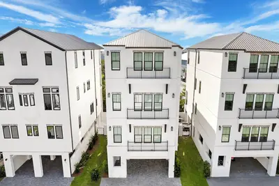 Image de Cypress Sunset - New 30a Home, Private Pool, Deeded Beach Access!