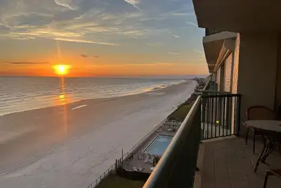 Image de Romantic ponce inlet beach escape & theme park adventures