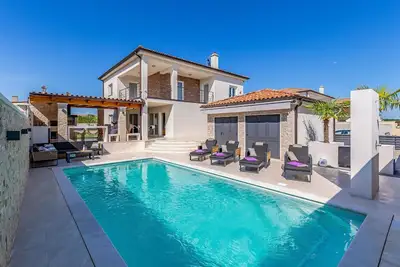 Image de Belle maison à Vodnjan avec WiFi