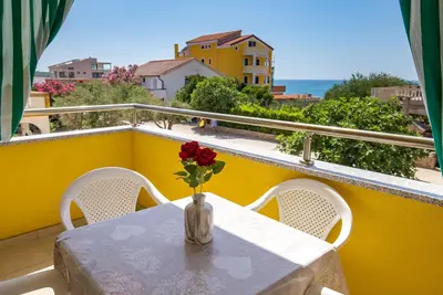 Image de Bel appartement à Povljana