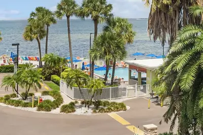 Image de Waterfront *2 Bedroom Condo *Amazing Sunsets*Pool