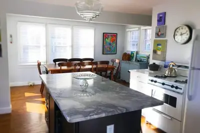 Image de The Heart of Ptown - 5 min walk to Commercial St