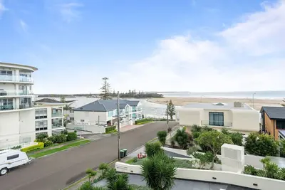 Image de Ocean Views Unit 14 located in the Entrance