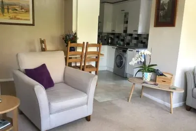 Image de A spacious, well equipped private annexe with garden and parking in Shaftesbury.