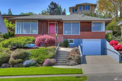 Image de Uw Laurelhurst Charmer