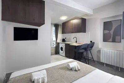 Image de Studio rénové près de la Gare Montparnasse