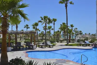 Image de Popular Sandy Beach Condo at C503 Casa Blanca