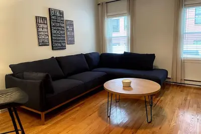 Image de Lovely Two Bedroom Condo in South Boston