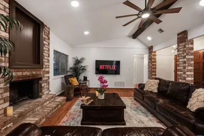 Image de Best Getaway, 3 Br 1King 2Queen, cozy\/safe-7guests