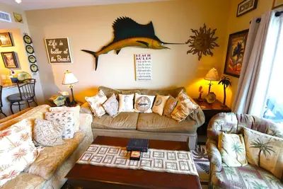 Image de Vintage Beach Themed Condo
