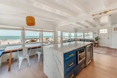 Image de Renovated Beachfront Bliss w/ Private Boardwalk & High-End Amenities