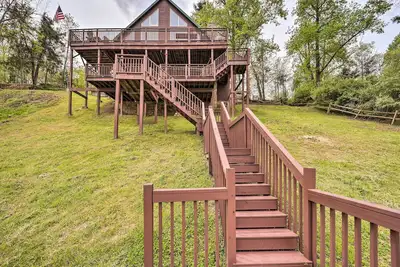 Image de Watauga Lake House with Private Dock