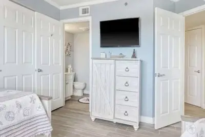 Image de Gorgeous, oceanfront 2/2 villa in upscale Blue Water Keys North Myrtle Beach