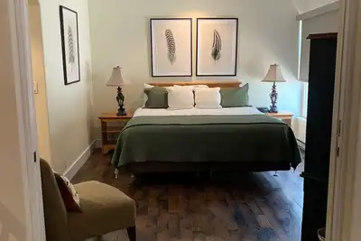 Image de Cozy Large 1br, 5min walk to town center, close to chairlift, ski in, fireplace!