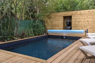 Image de Maison de famille nature, piscine chaude, clim, idéale pour les familles