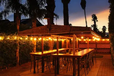 Image de Festival Luxe in Indio–Custom Bar & Desert Skies