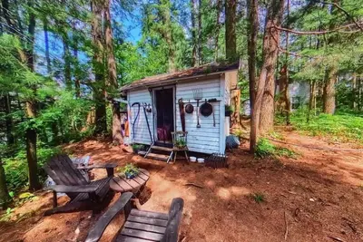 Image de The Stabbin Cabin Grant Island w\/Boat, HotTub, Pet