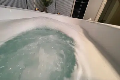 Image de Chill Lux Spa Unit North Lakes Gateway