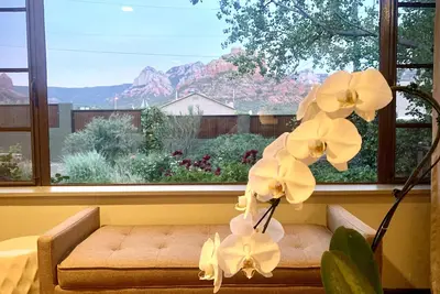 Image de Perfect Uptown house! Walk Everywhere! Great Views! Private #3 bed/bath @ casita