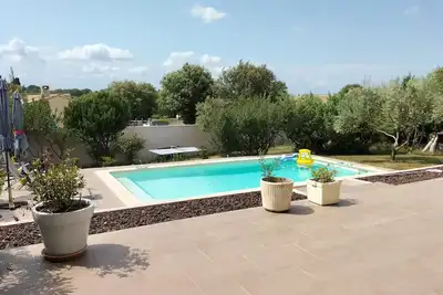 Image de Villa tout confort entre vignes et garrigue, piscine chauffée