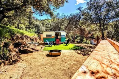 Image de Vct#1 The Real Teal - Vintage Camper -Glamping W/Lake Views
