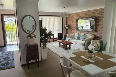 Image de The Junction Estate. Cool, Calm and Cozy.