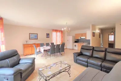 Image de T4 8 pers, Wi-Fi, Terrasse, Parking, Centre Saint-Lary-Soulan