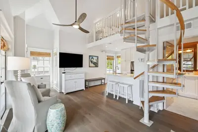 Image de Book Your Summer Getaway Today! Firefly - Rosemary Beach Carriage House! 2 Adult Bikes!