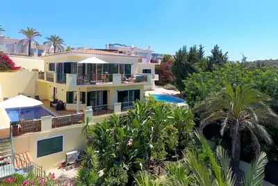 Image de Stunning 10p beach villa at Praia Grande, 2 min walking from Ferragudo Village