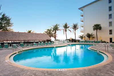Image de Wyndham Royal Vista Resort |2br/2ba King Bed Suite