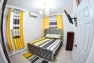 Image de Apartment in the races near the monument
