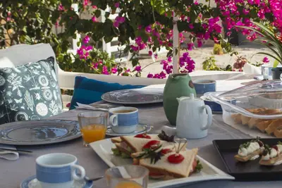 Image de Slow-living in a spacious, lovely Villa & in walking distance from the beach