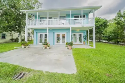 Image de Pet-friendly* Walk Everywhere* Southport* Gameroom* Sleeps 10