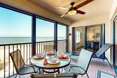 Image de Beachfront condo with Gulf views - pool, sauna & direct beach access