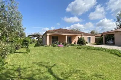 Image de Villa au calme, avec piscine, vallée du lot, Cahors, Rocamadour, Sarlat.