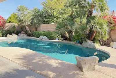 Image de Pinnacle Hill Oasis Vacation Rental Glendale Az, Our Vacation Rentals are not just a vacation home, . . .