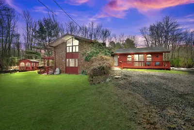 Image de Large Catskills Private Property. Sunset Estate! ❤️ 5 Star, Hottub, Island, ski