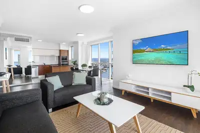 Image de Chevron Renaissance Ocean & Hinterland Views