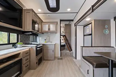 Image de Rv Delivery & Set up - Bohemian Dream