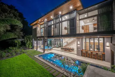 Image de New Modern Villa 200 meters from best beach entrance in Guiones