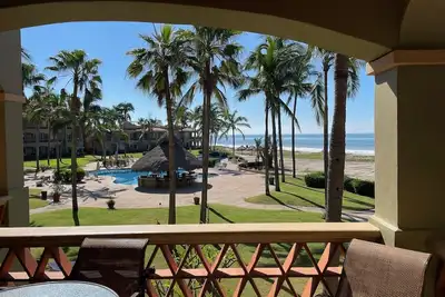 Image de Oceanfront condo on serene stretch of private coast. Prime spot for 2024 eclipse