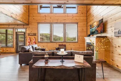 Image de Luxury/Cozy Smoky Mtn Getaway Cabin-Location-View-HotTub+more