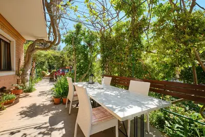 Image de Appartement de deux chambres avec la terrasse Mali Losinj, Losinj (A-19629-a)
